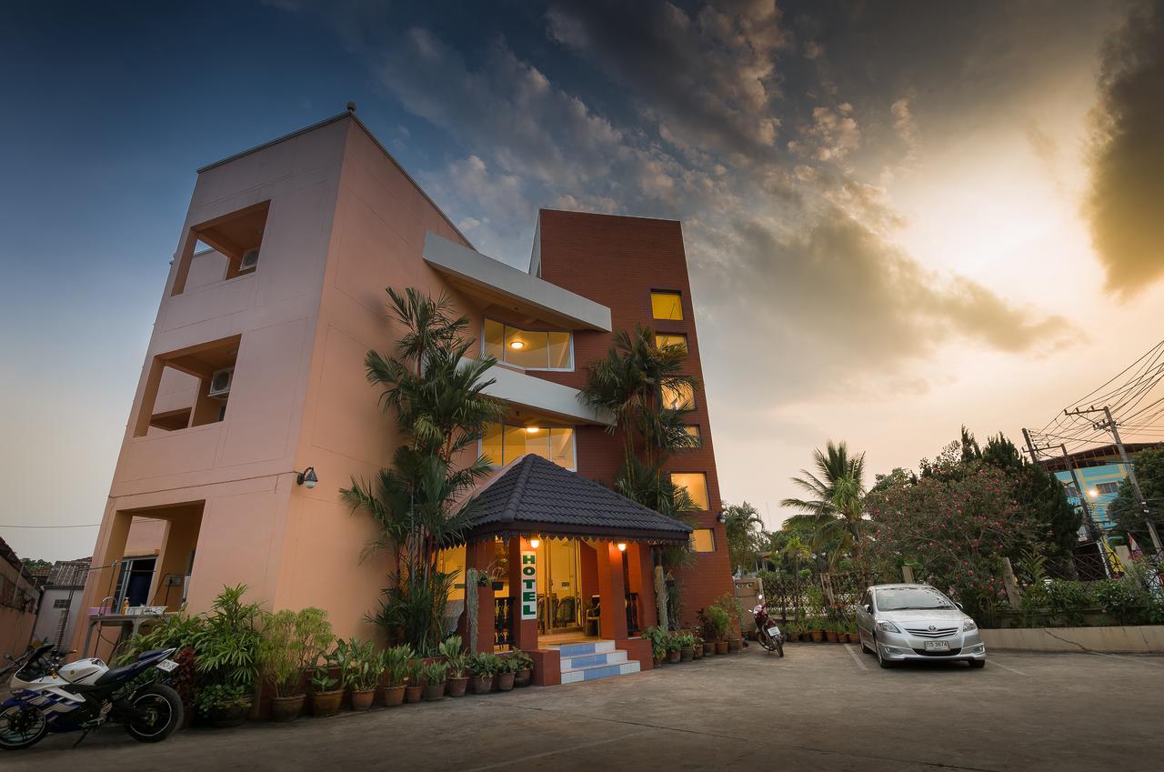 Baansilp Hotel Chiang Rai Eksteriør billede